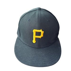 Pittsburg pirates black fitted hat size 7, new era 59fifty. Authentic collection